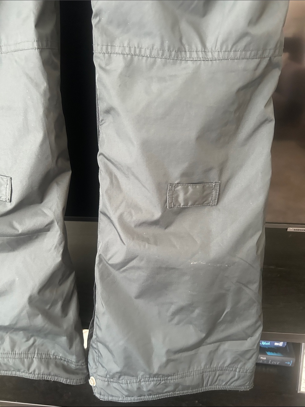 Betty Rides Black Insulated Ski Snowboard Pants Vented Women's Size S - Picture 8 of 16